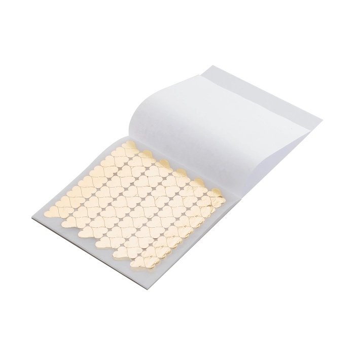 Boekje Met Goudkleurig Blaadjes Hartjes 22,5 carats